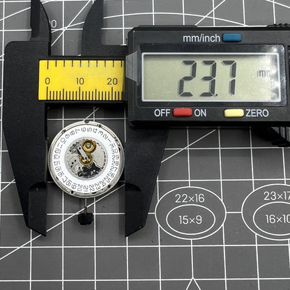 ETA 555.415 Quartz Watch Movement 3 Hands Date At 3 Old Stock Original