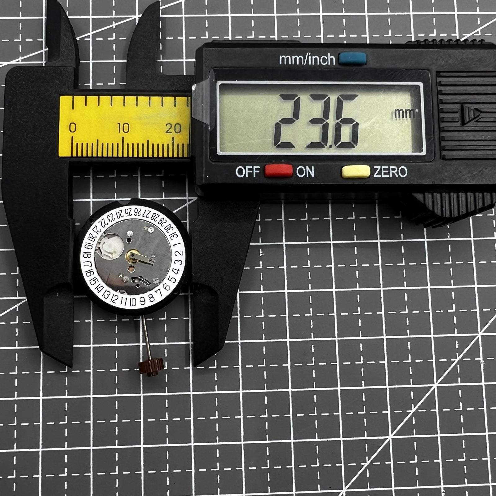 Quarzuhrwerk Ronda 505 mit Datum bei 6 Uhr, pr�zises Uhrwerk f�r Armbanduhren