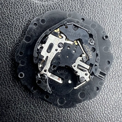 Epson PC33 watch movement with double calendar, date at 3 o'clock, for Japanese timepieces.