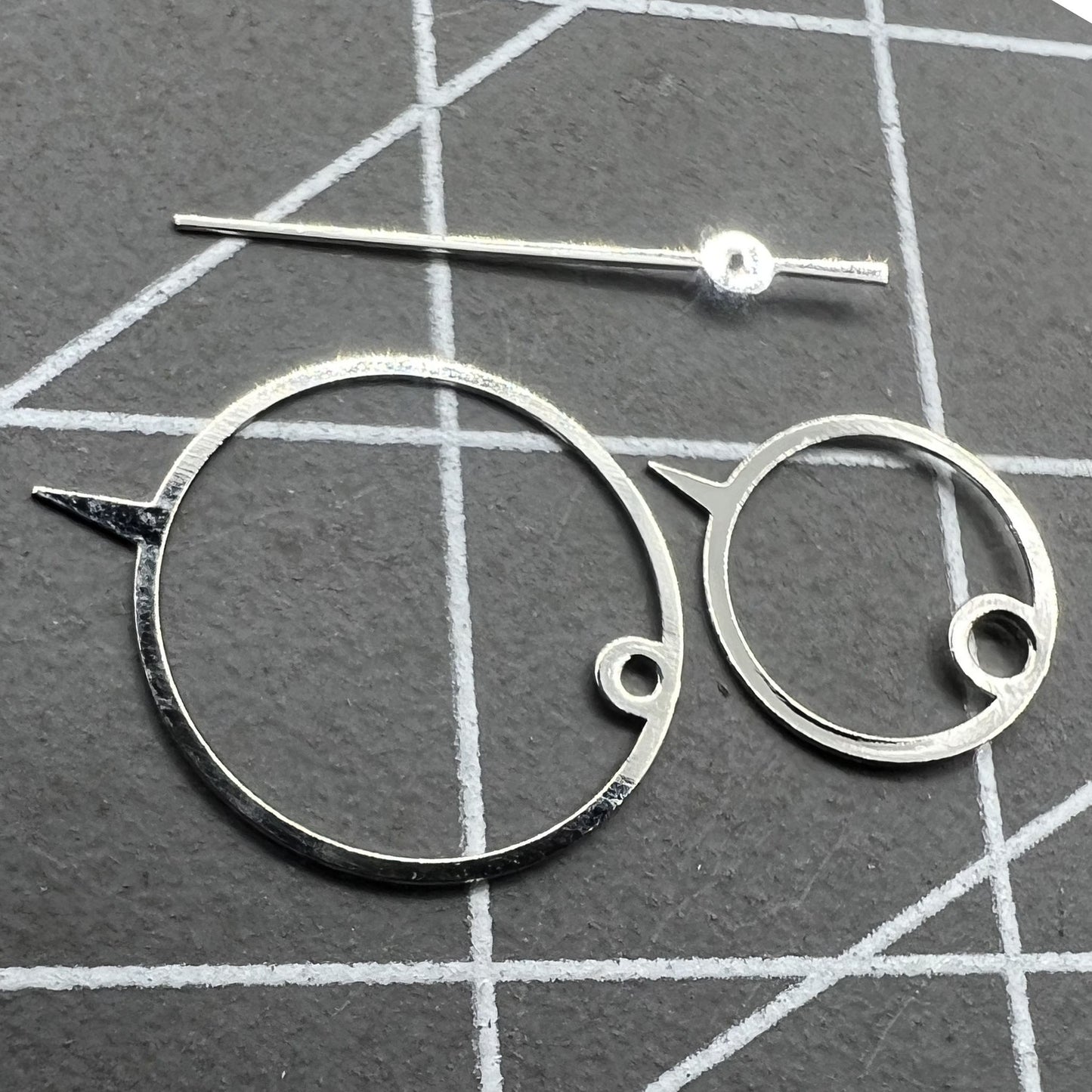 Aiguilles de montre rondes, pointues et irrégulières de 11 mm pour mouvement à quartz Miyota 2035 