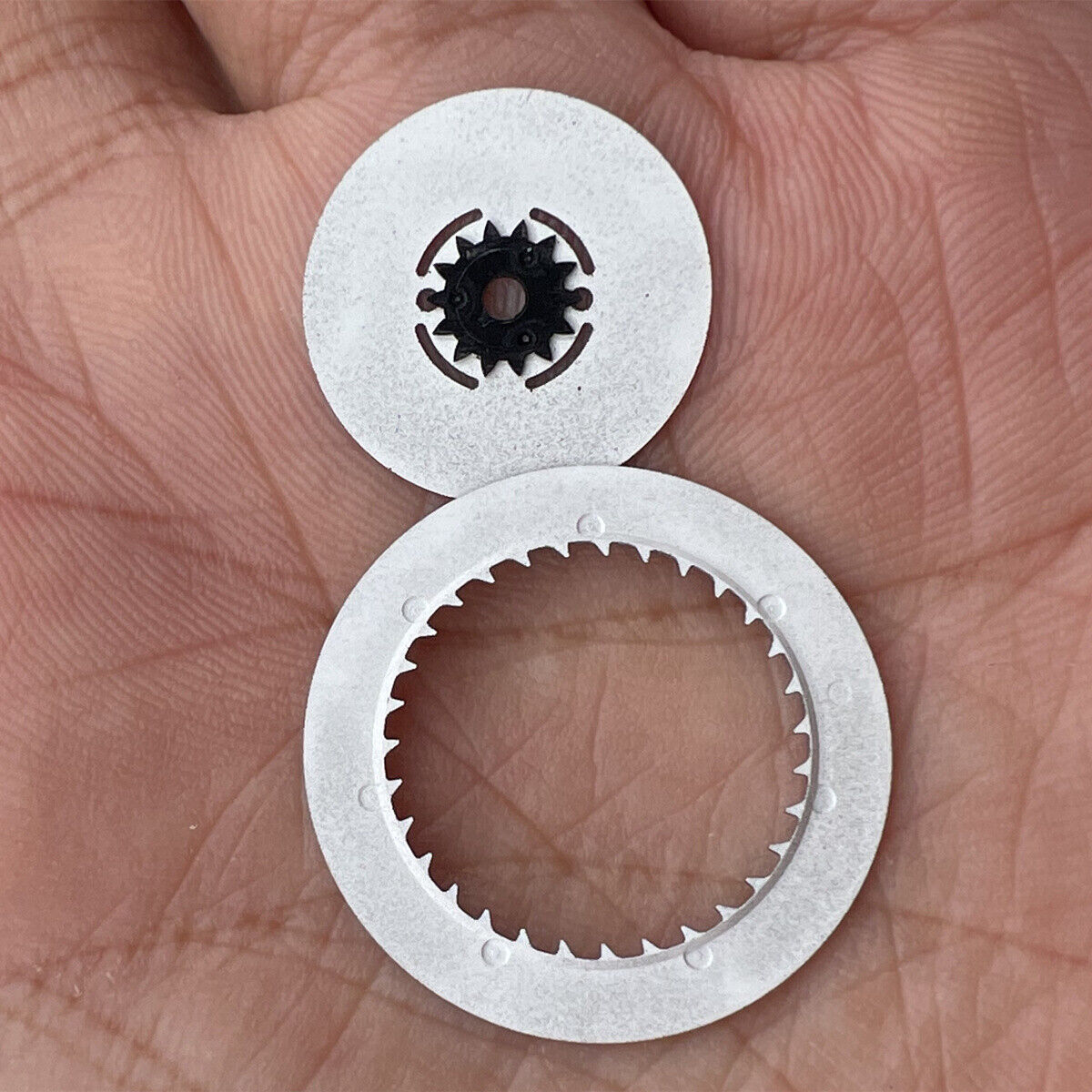 Roman and English font black date and week disk wheels for NH36 watch movement.