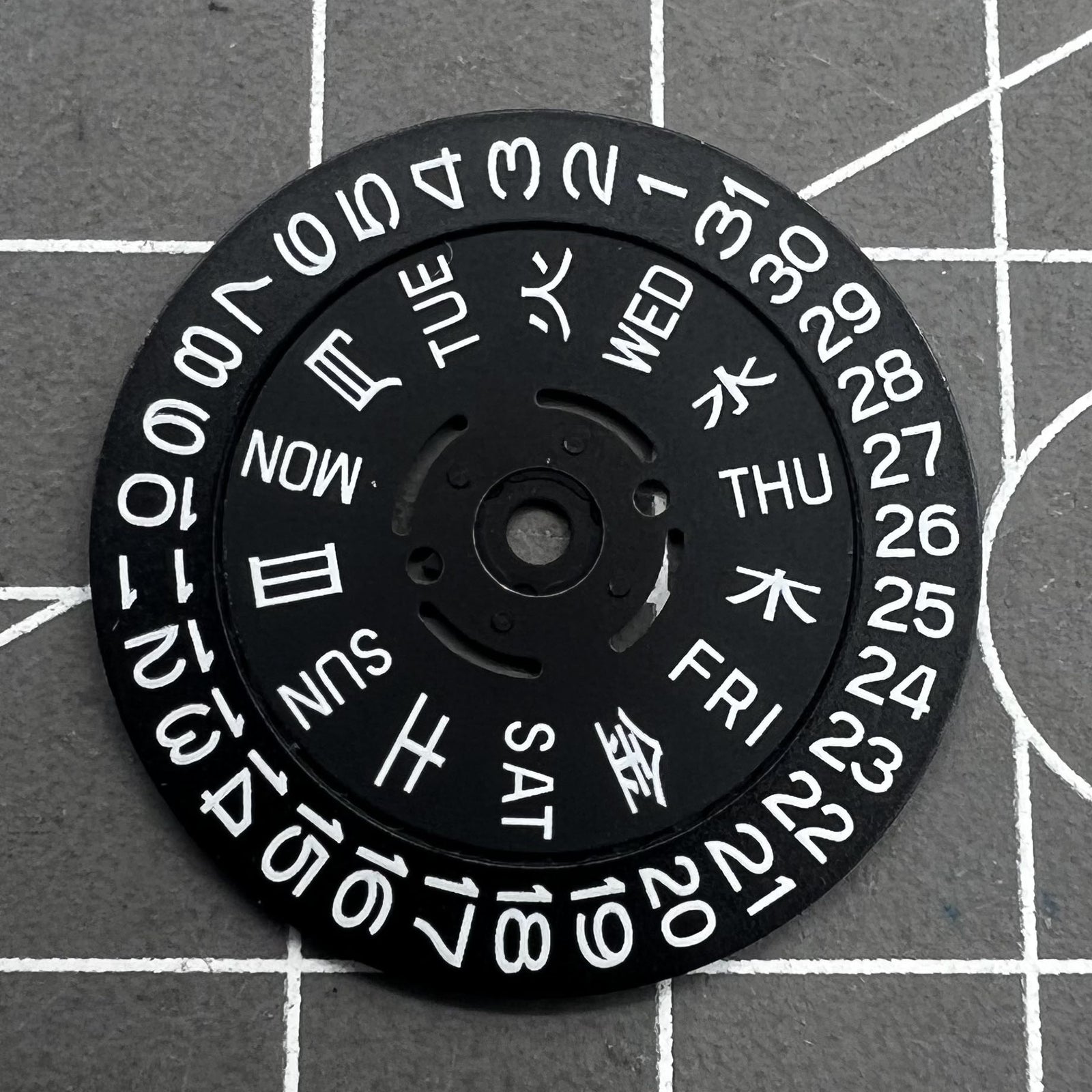 Schwarz gr�nes Lume Datumsscheibe und Wochenscheibe f�r NH36 Kaliber mit Datum bei 3.8, passend f�r Uhrwerk.