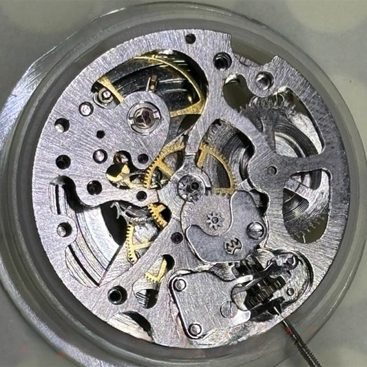 China Made Silver 7120 Hollow Automatisches mechanisches Uhrwerk mit 3 Zeigern