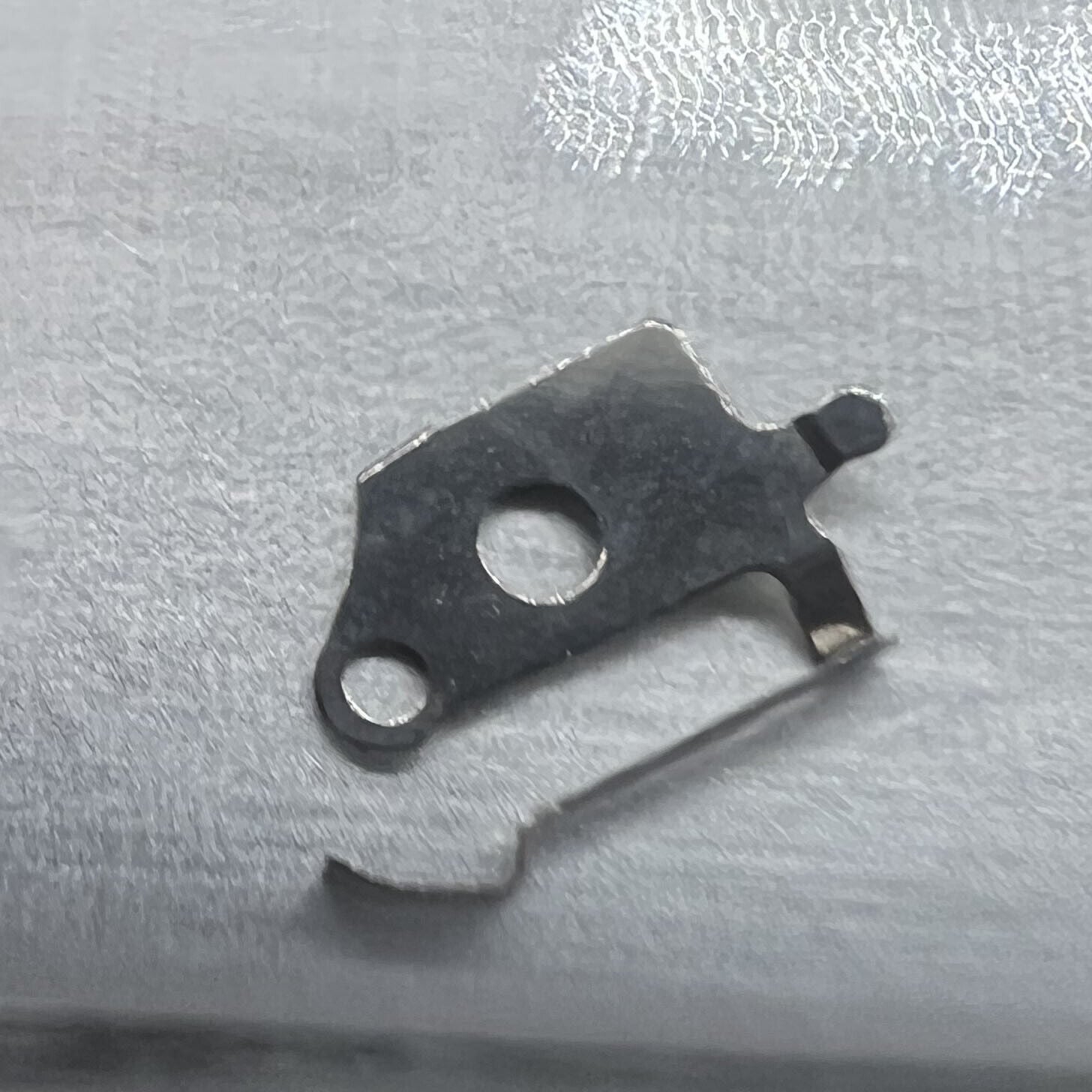 Ref.2576 Date jumper spare part for SW200 watch movement, precise replacement for accurate timekeeping.