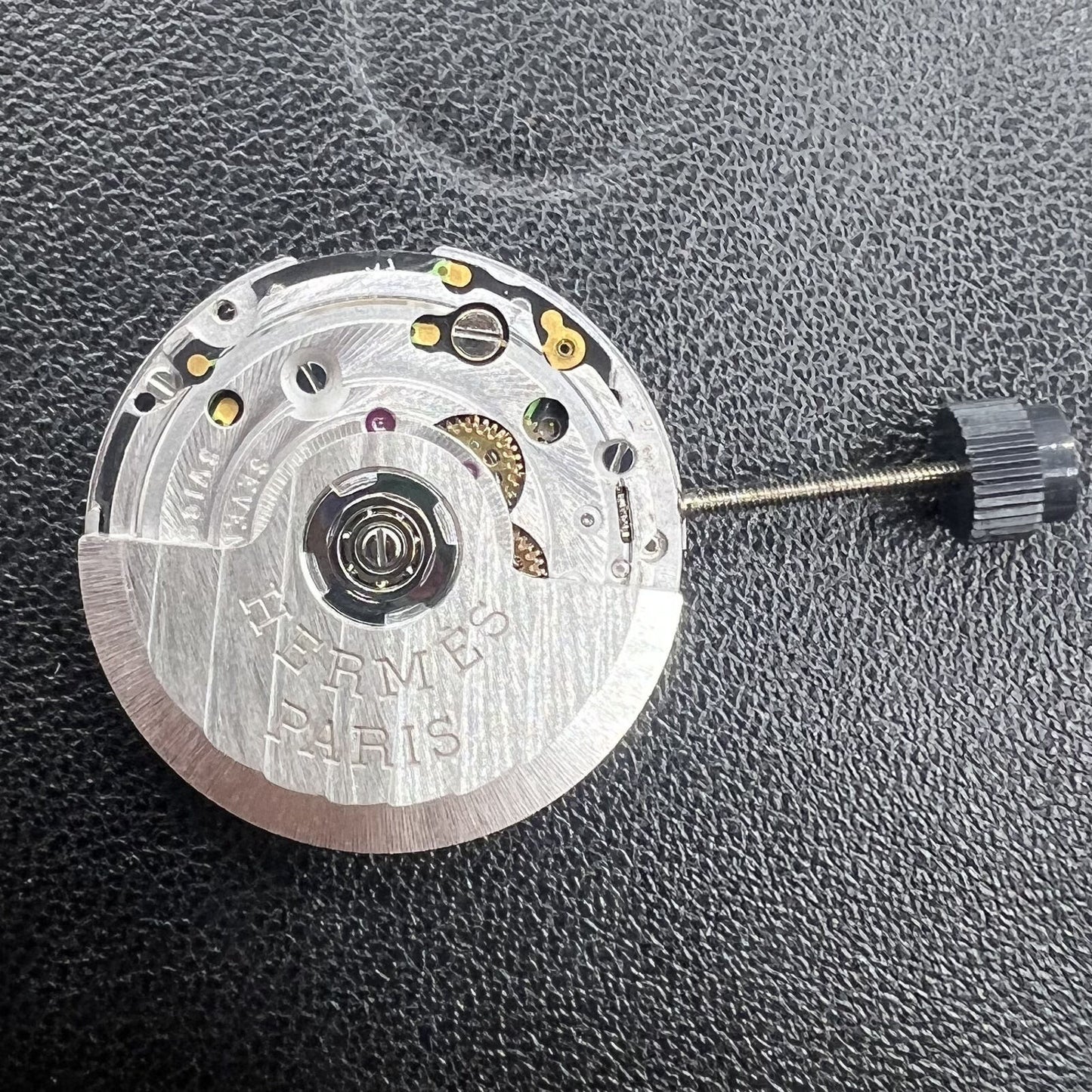 Swiss ETA 204.911 mechanical watch movement with automatic winding, precision-engineered for durable watch accessories.