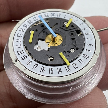 Swiss ISA 8162 quartz watch movement with date at 6, perfect for precise timekeeping and watch repair.