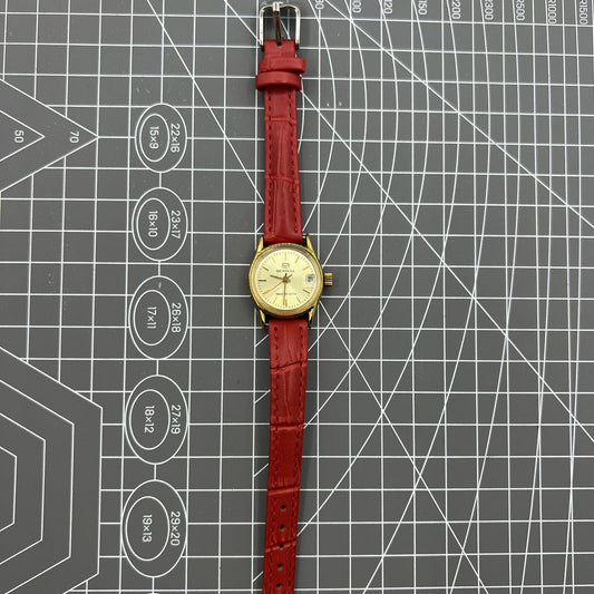 Golden dial Seagull lady watch with 19 jewels, manual mechanical movement, made in Tianjin factory, China.