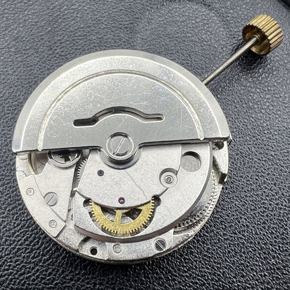 2813 8205 8215 automatic mechanical watch with moon phase at 6 o'clock, China Made craftsmanship.