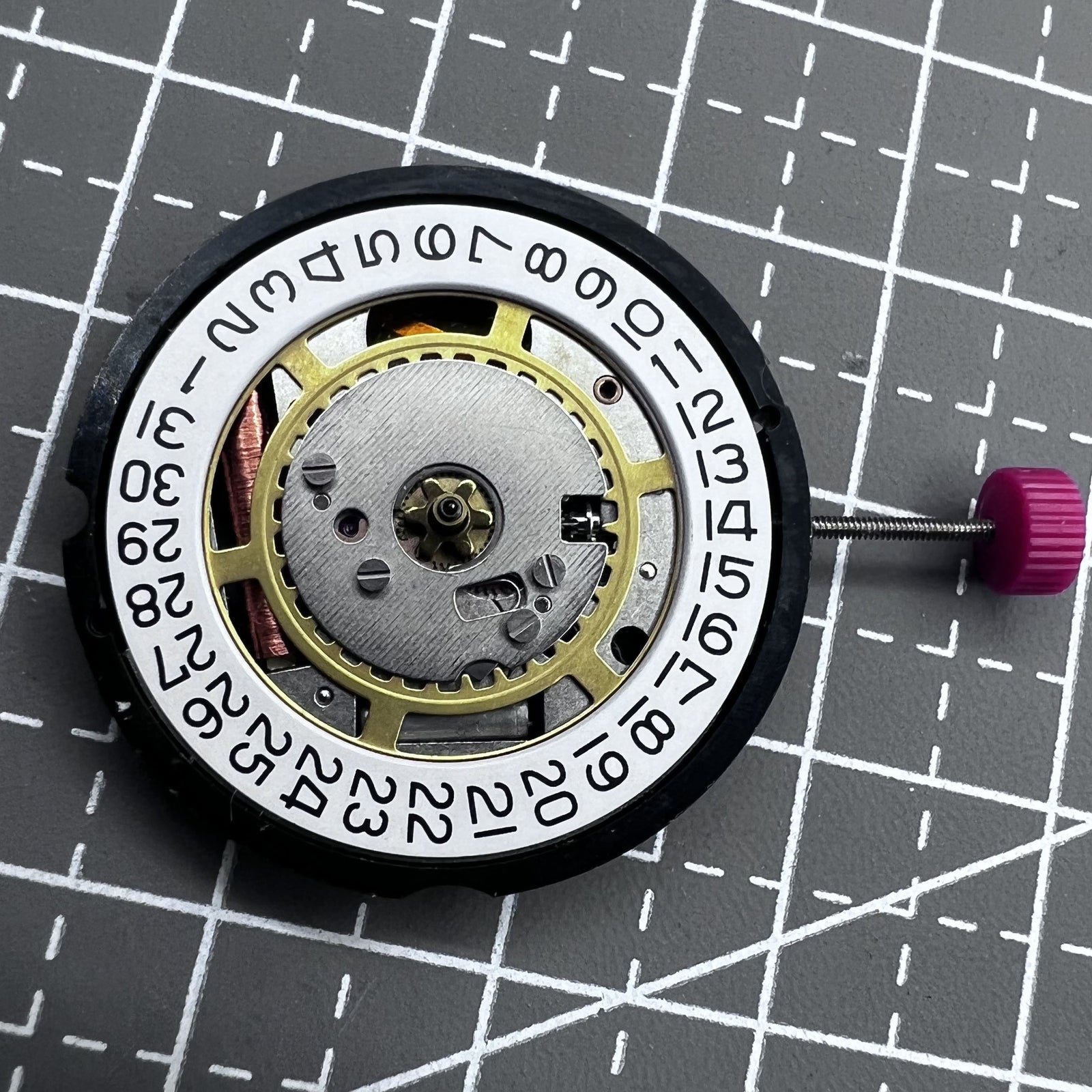 Ronda 315 Schweizer Quarzuhrwerk mit Datumsanzeige bei 3 Uhr ? pr�zise Uhrwerk f�r Armbanduhren.