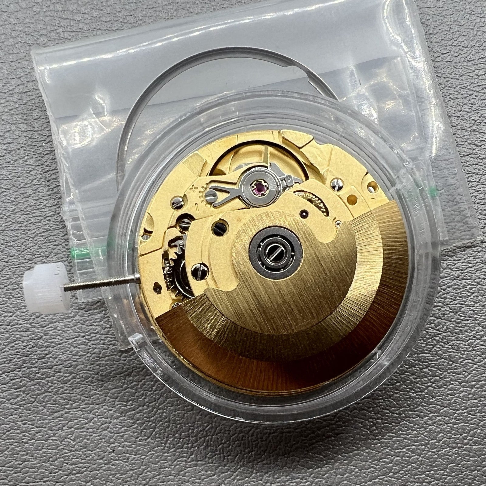 Hangzhou 6460 mechanical watch movement with GMT function, ETA 2836 compatible replacement part for precision timekeeping.
