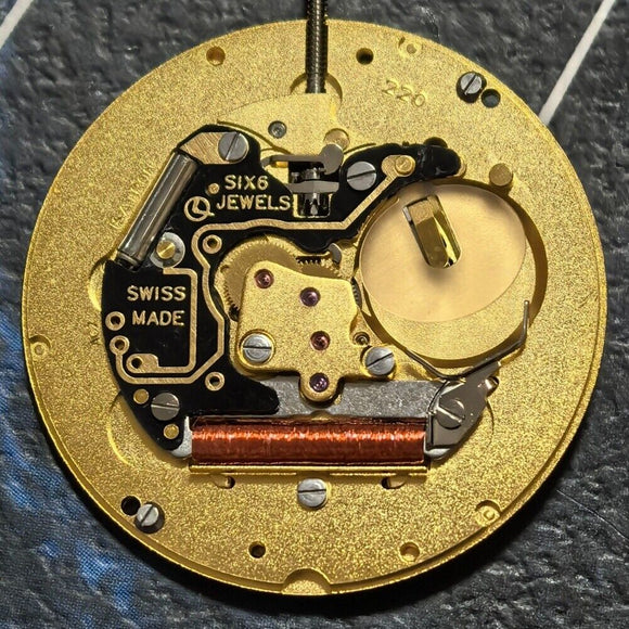 New Swiss Made ISA 220 Quartz Movement Watch Part Single Calendar Date At 3