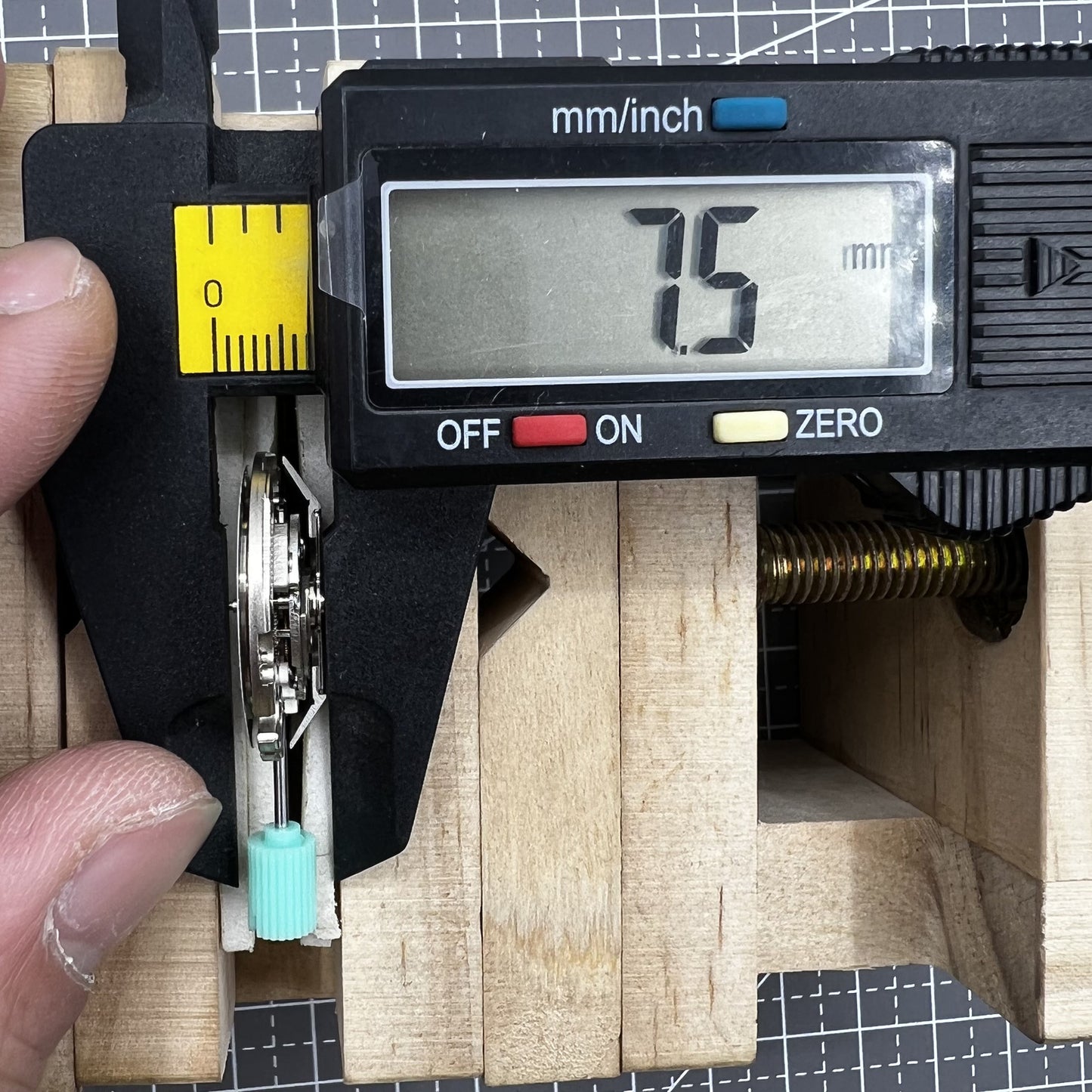 Automatikwerk NH16A von Seiko SII Japan hergestellt