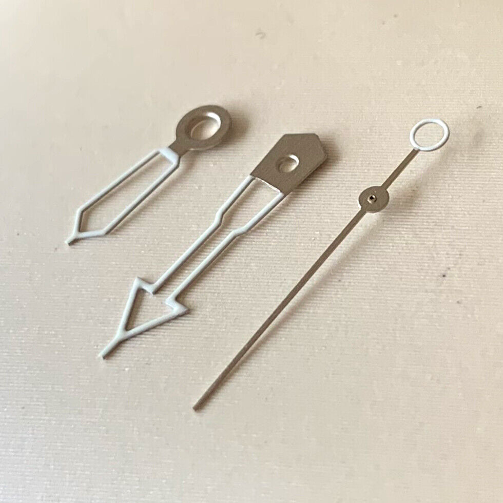 Green luminous hollow watch hands set for NH35 NH36 movement, enhancing visibility and style.