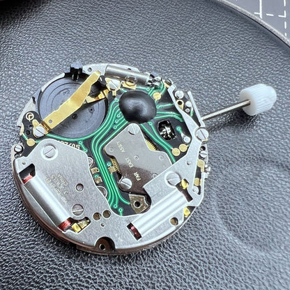 Schwarze Scheibe Quarzuhr ISA 8171A mit 4 Zeigern, Datum um 6 Uhr, Schweizer Marke