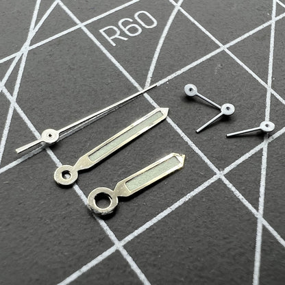 Aiguilles de montre luminescentes vertes 11 x 11 x 8 mm, garniture argentée, pour mouvement Epson VD53, VD54, VD57