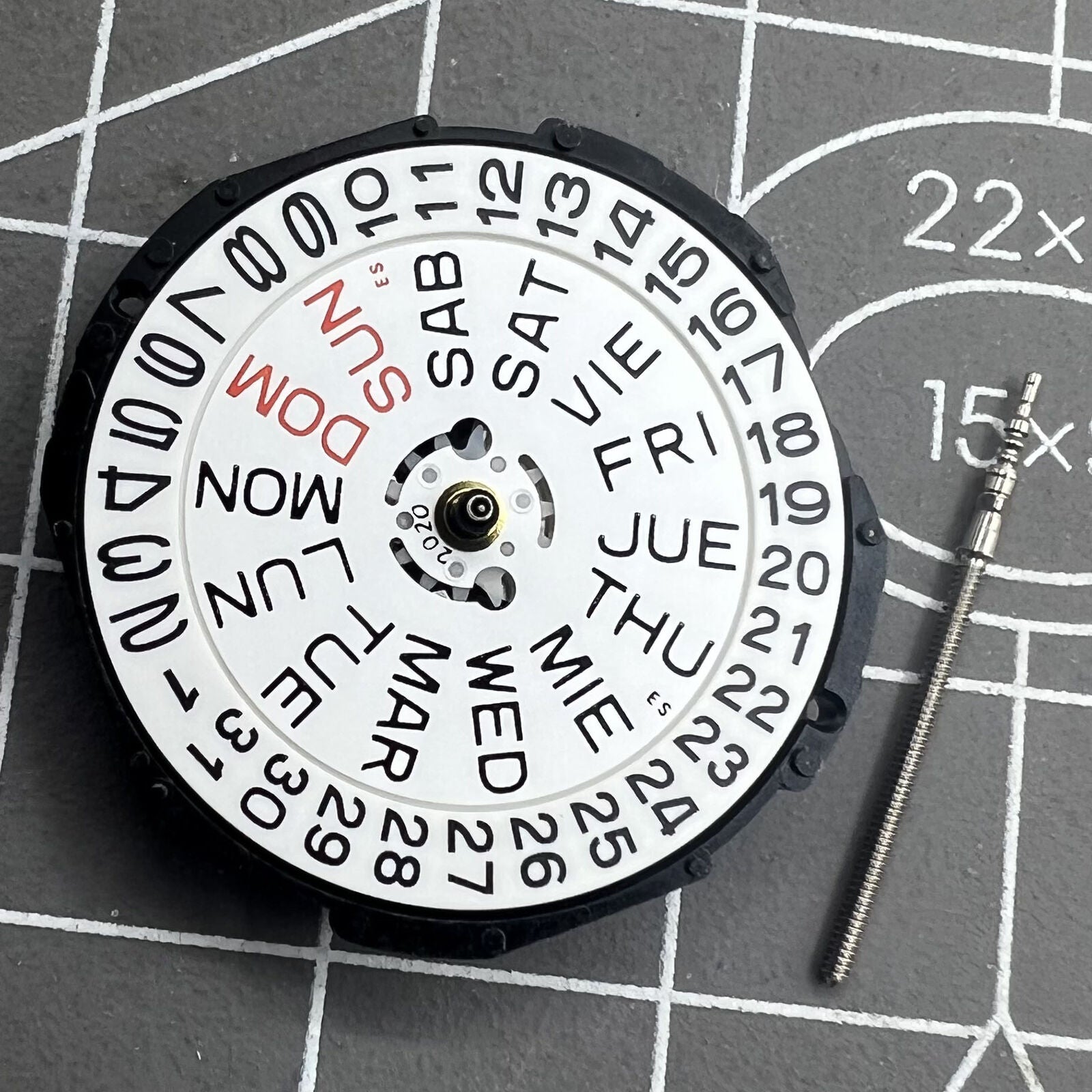 Epson PC33 movement with double calendar, date display at 3 o'clock, for Japan-made watches.