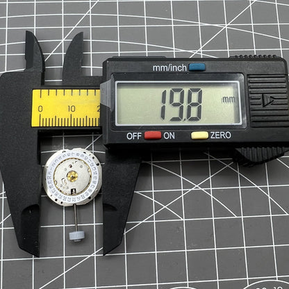 Swiss Made Ronda 784 quartz watch movement with date display, precise timekeeping for watch accessories.