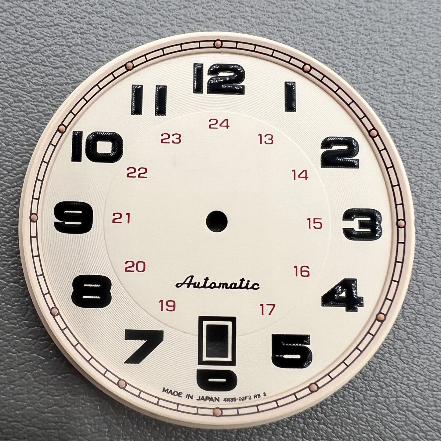 Vintage Zifferblatt Hellbraun 36mm, modifiziert f�r NH35 Uhrwerk, klassisches Design ohne Leuchtmasse von