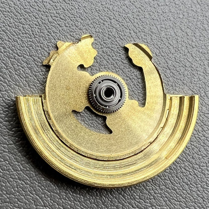 Golden Dragon engraved oscillating weight rotor for NH35 NH36 watch movement, enhancing Seiko-style automatic watches.
