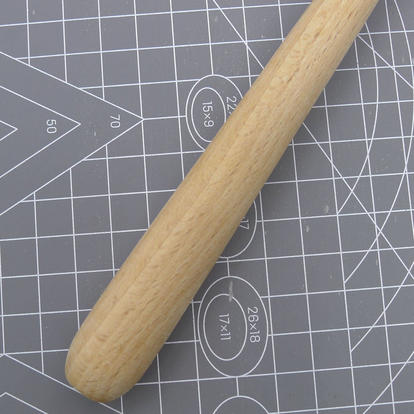 Bergeon 1447 boxwood mallet hammer for precise watch bracelet pin replacement, Swiss made precision tool