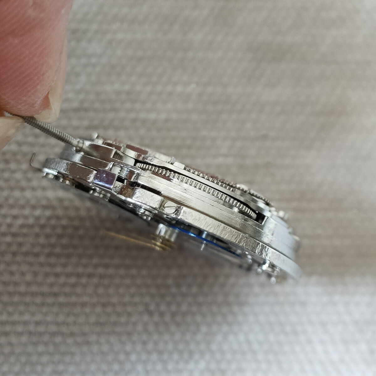 Shanghai R13-1 automatic mechanical movement watch accessory highlighting precise Chinese craftsmanship.