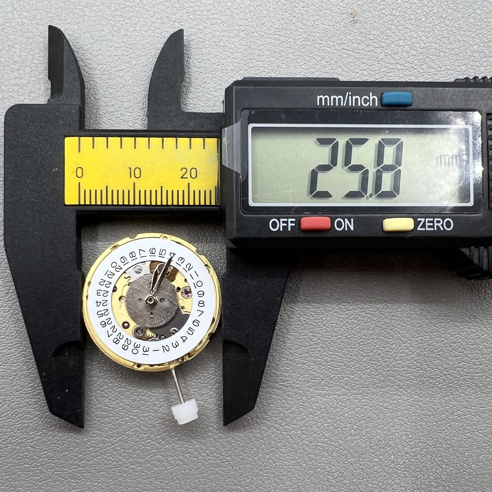 Hangzhou 6460 mechanical watch movement with GMT function, precise ETA 2836 replacement from Hangzhou.