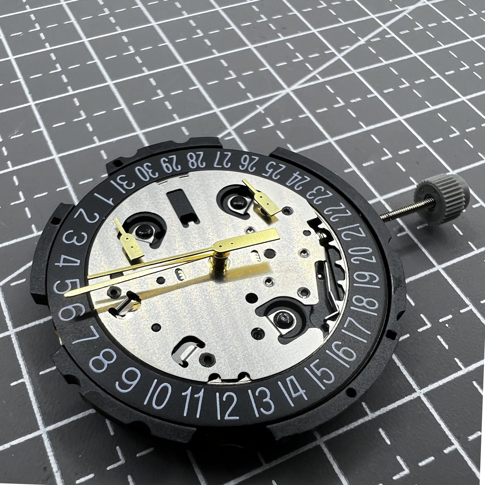ETA Quarzwerk G10 212 mit Dreizeigerdatum um 6 Uhr f�r pr�zise Uhrwerke