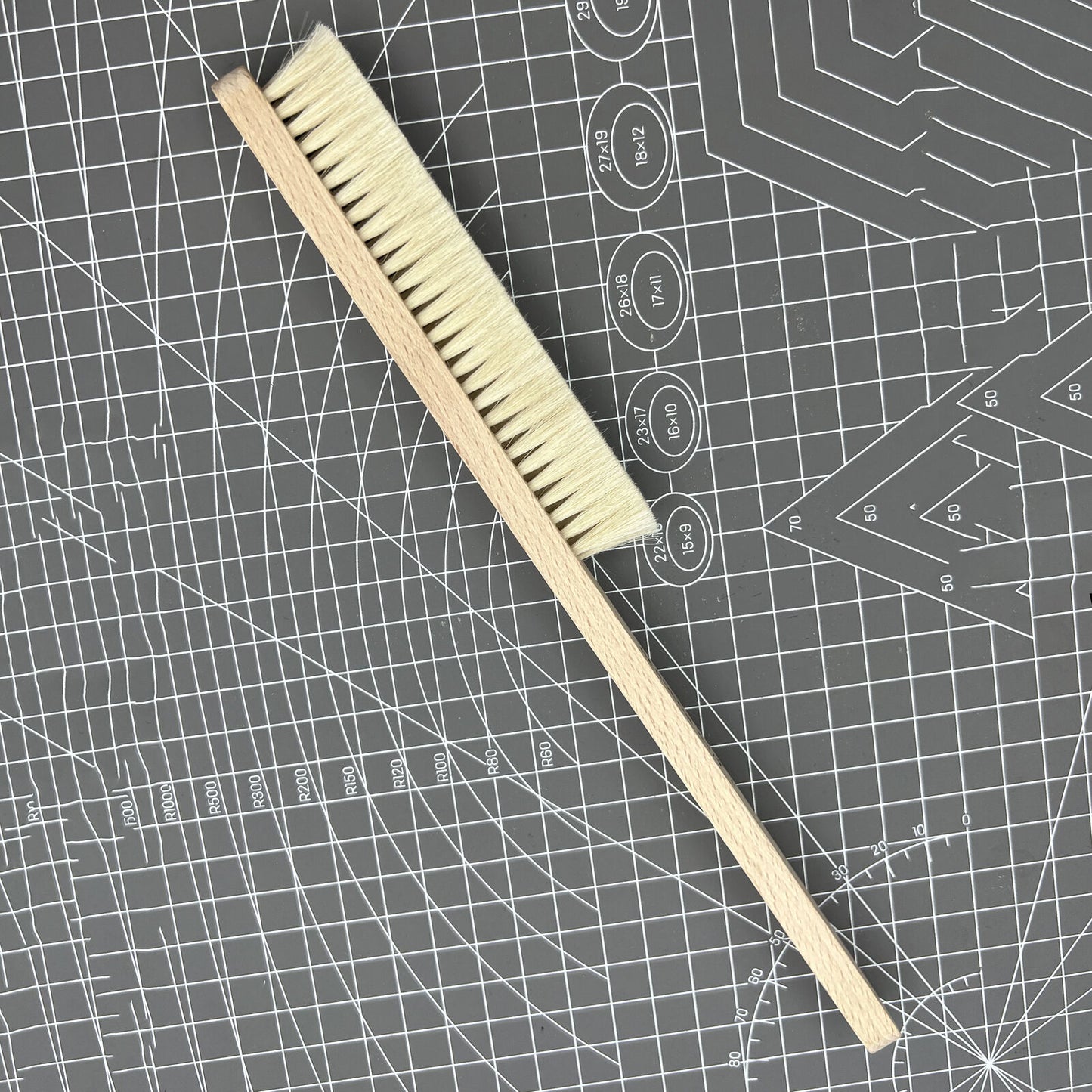 Swiss Made Bergeon 6377-4 soft 4-row brush for precise watch hand cleaning and delicate maintenance