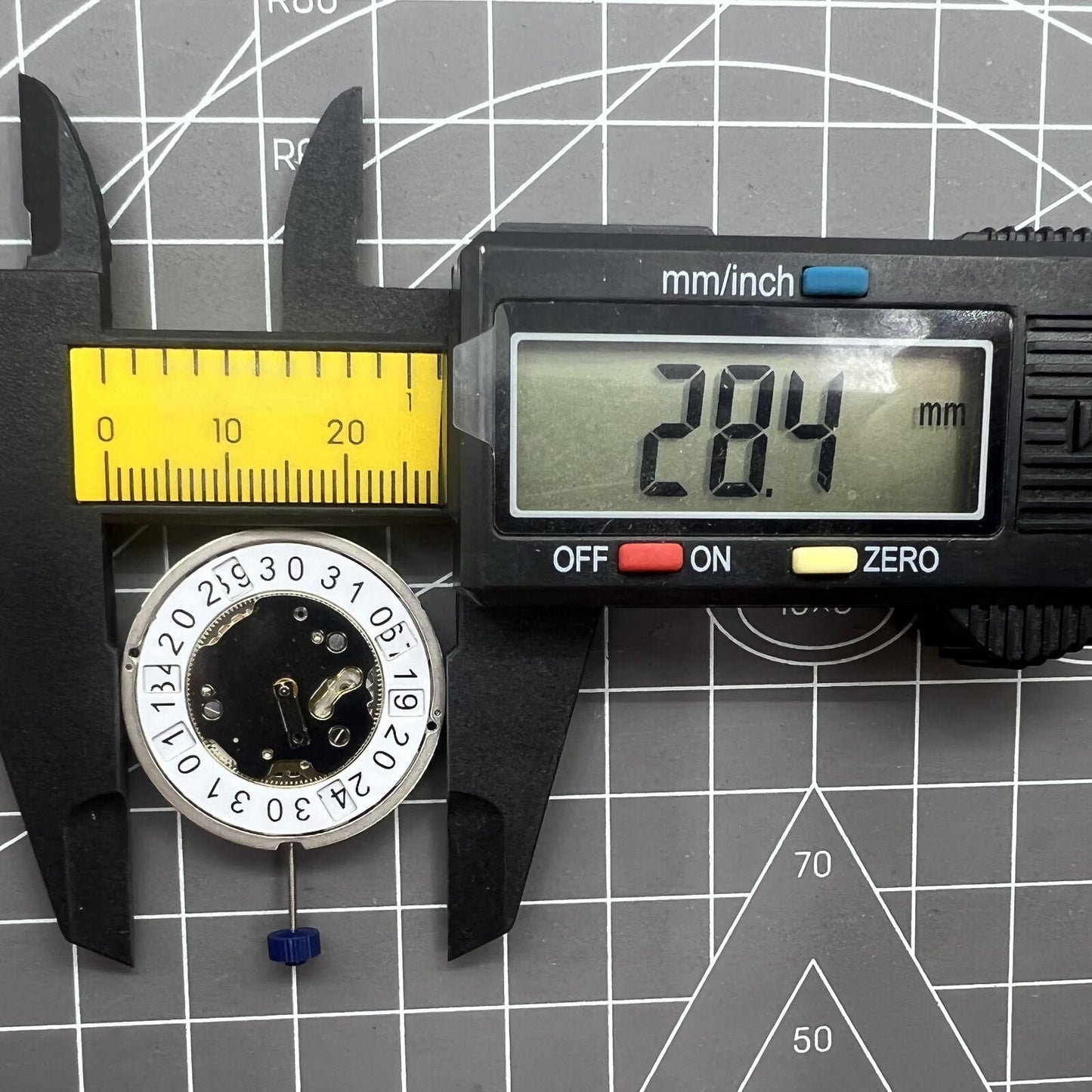 Swiss Made Ronda 4210B quartz movement for accurate timekeeping in luxury watch accessories.