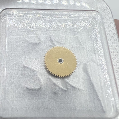 Ref.2556 ETA 2671 driving wheel for date indicator, ensuring precise timekeeping in watch repairs.