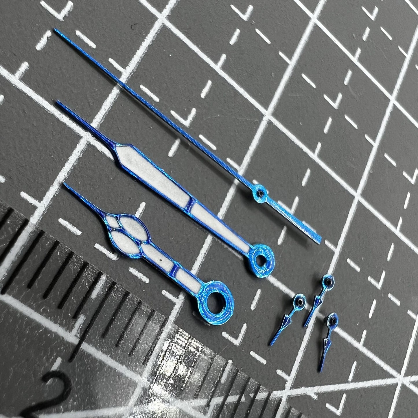 Aiguilles de montre 23 x 18 x 13 mm avec bordure bleue et luminescentes vertes pour mouvement Miyota OS10 0S10 