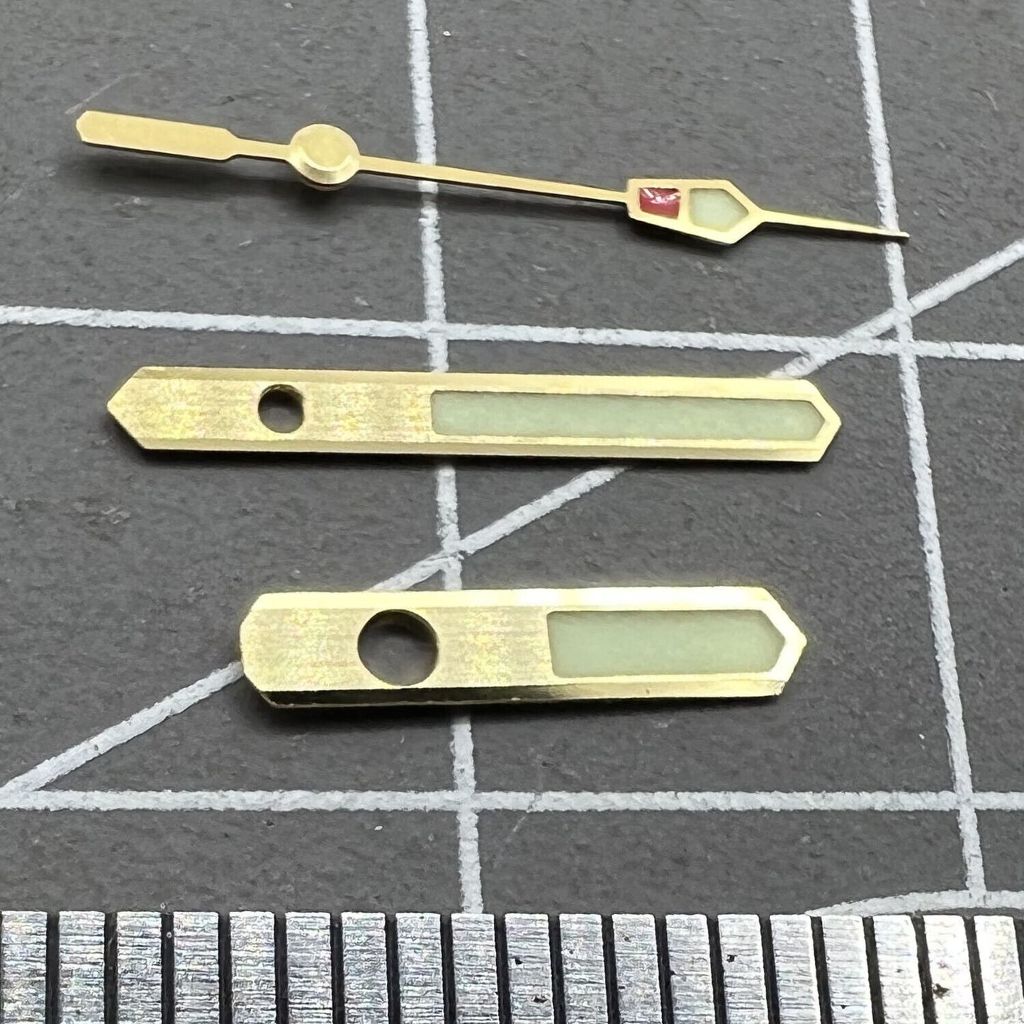 C3 Super Lume watch hands glowing bright for SBDX001/SBDC001/SKX007 with NH35A movement, Seiko brand.