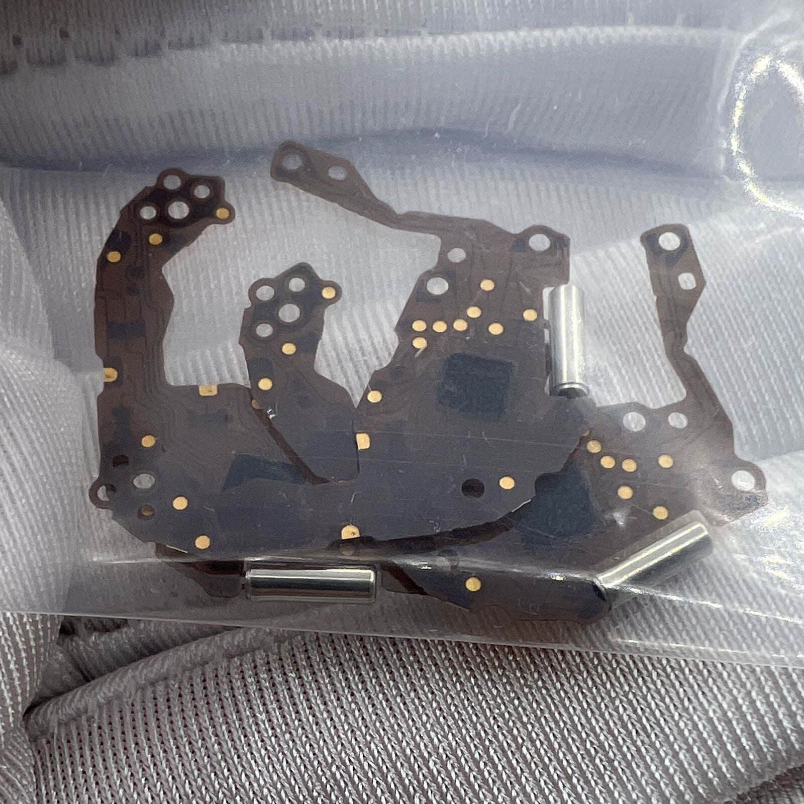 Hattori Epson VD53C quartz watch circuit board for accurate timekeeping and repair parts