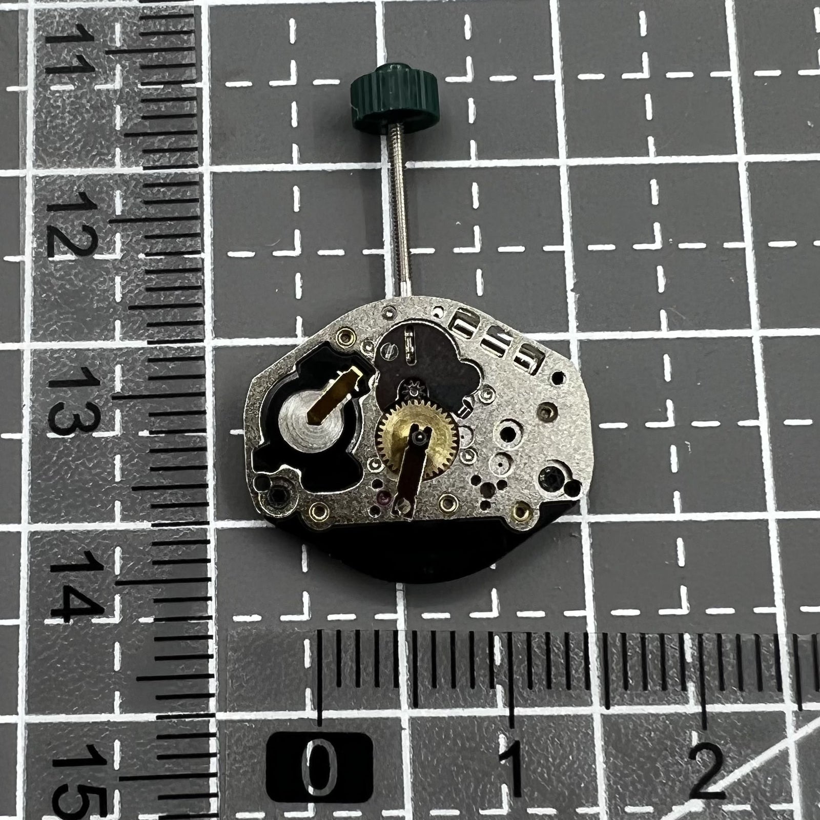 Ronda 1063 Quartz watch movement with three hands, precise timekeeping for elegant accessories.