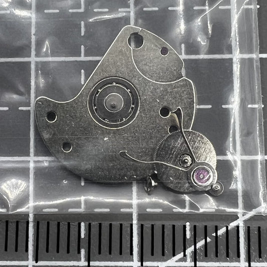 Set of 5 Seagull ST17 automatic wheel bridges with screws for precise watch movement assembly.