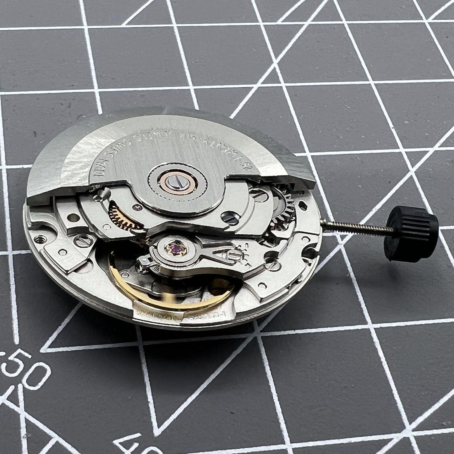 Silver SW200-1 ETA automatic watch movement, precision mechanical replacement for watches.