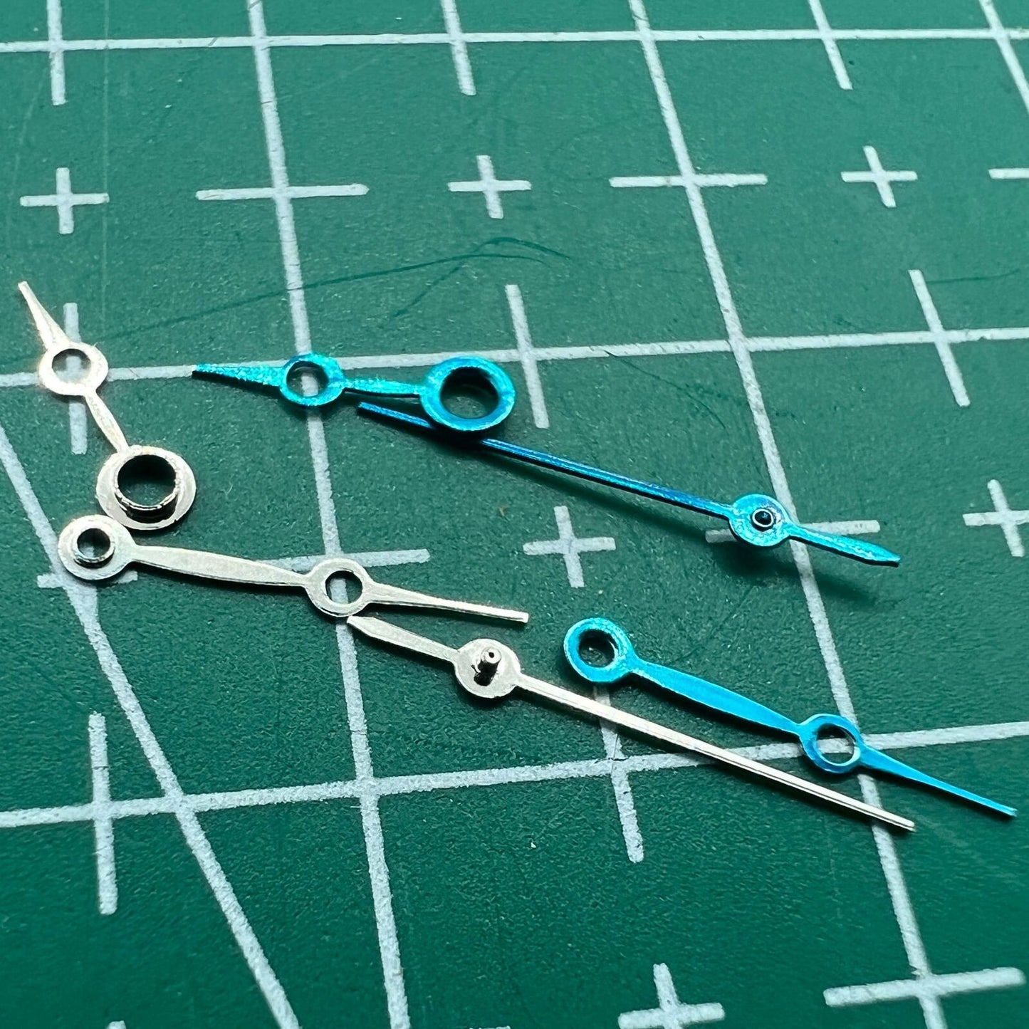 Blauer Satz Uhrzeiger für Miyota 2035 Uhrwerk 12mm/10mm/7mm Länge Nr. 1242 