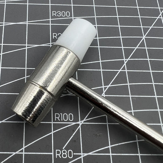 Marteau en acier avec manche en plastique, outil de réparation et de démontage de maillons de bracelet de montre