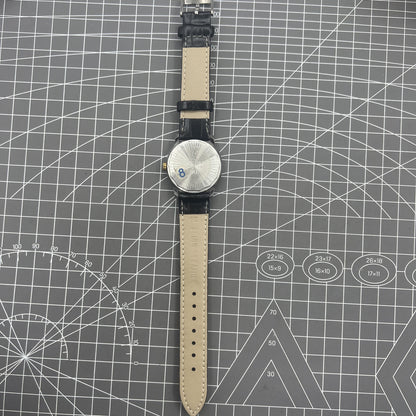 Mechanische Manuelle Uhr 34mm mit schwarzem Zifferblatt, 19 Steine, sto�fest, von Shanghai f�r pr�zise Zeitmessung.