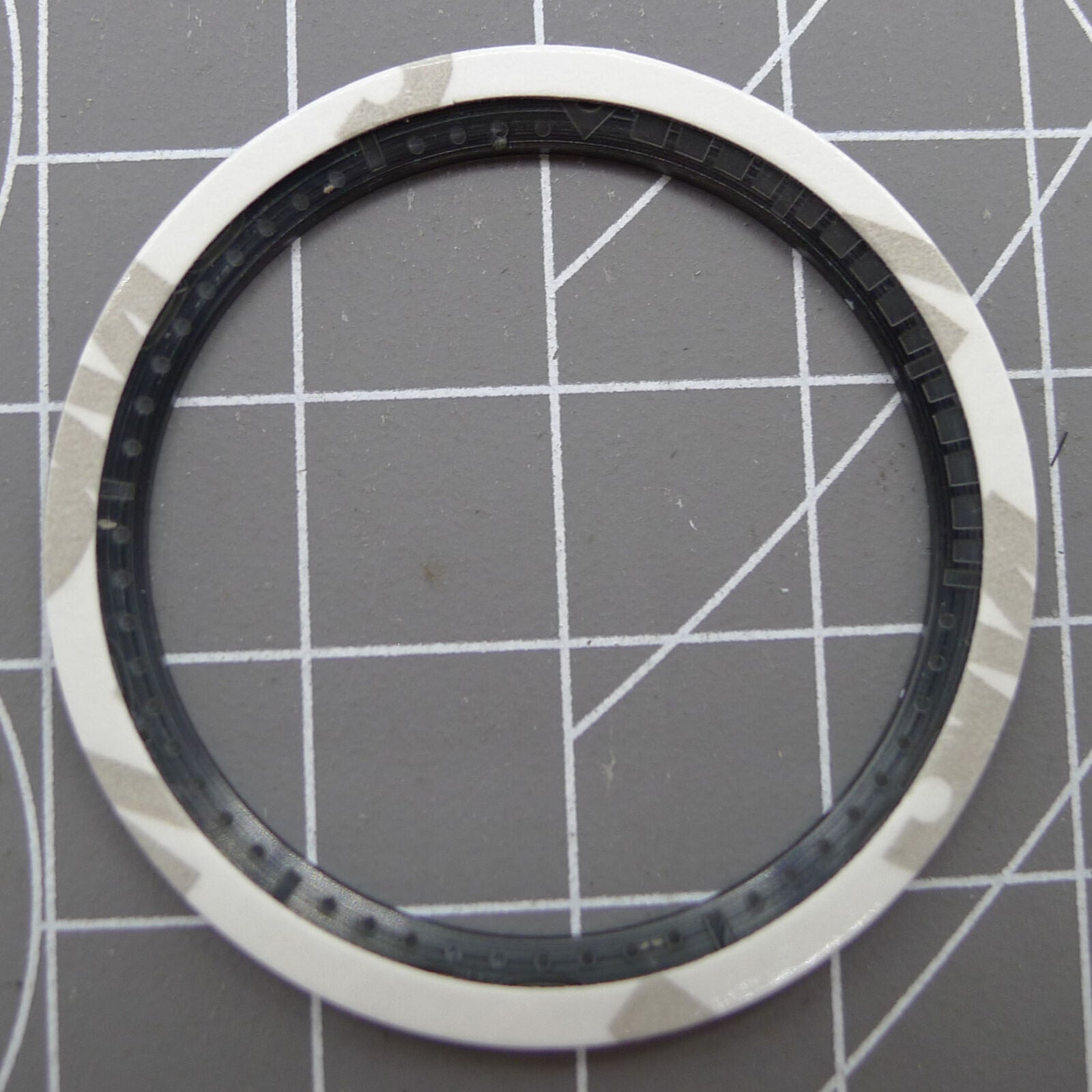 38mm polished red ceramic waterproof bezel for men's watch accessories.