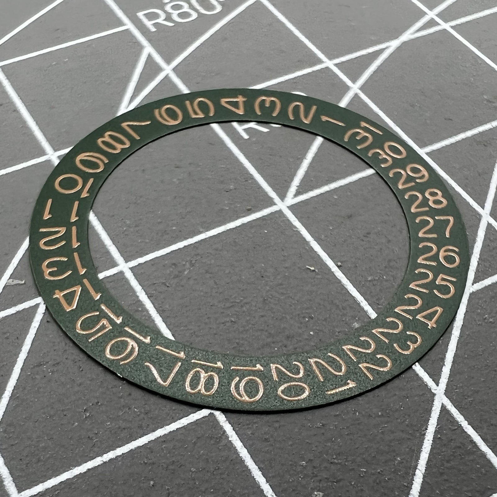 Dark hunter green date wheel with ochre brown font for Miyota NH35 NH36 watch accessories.