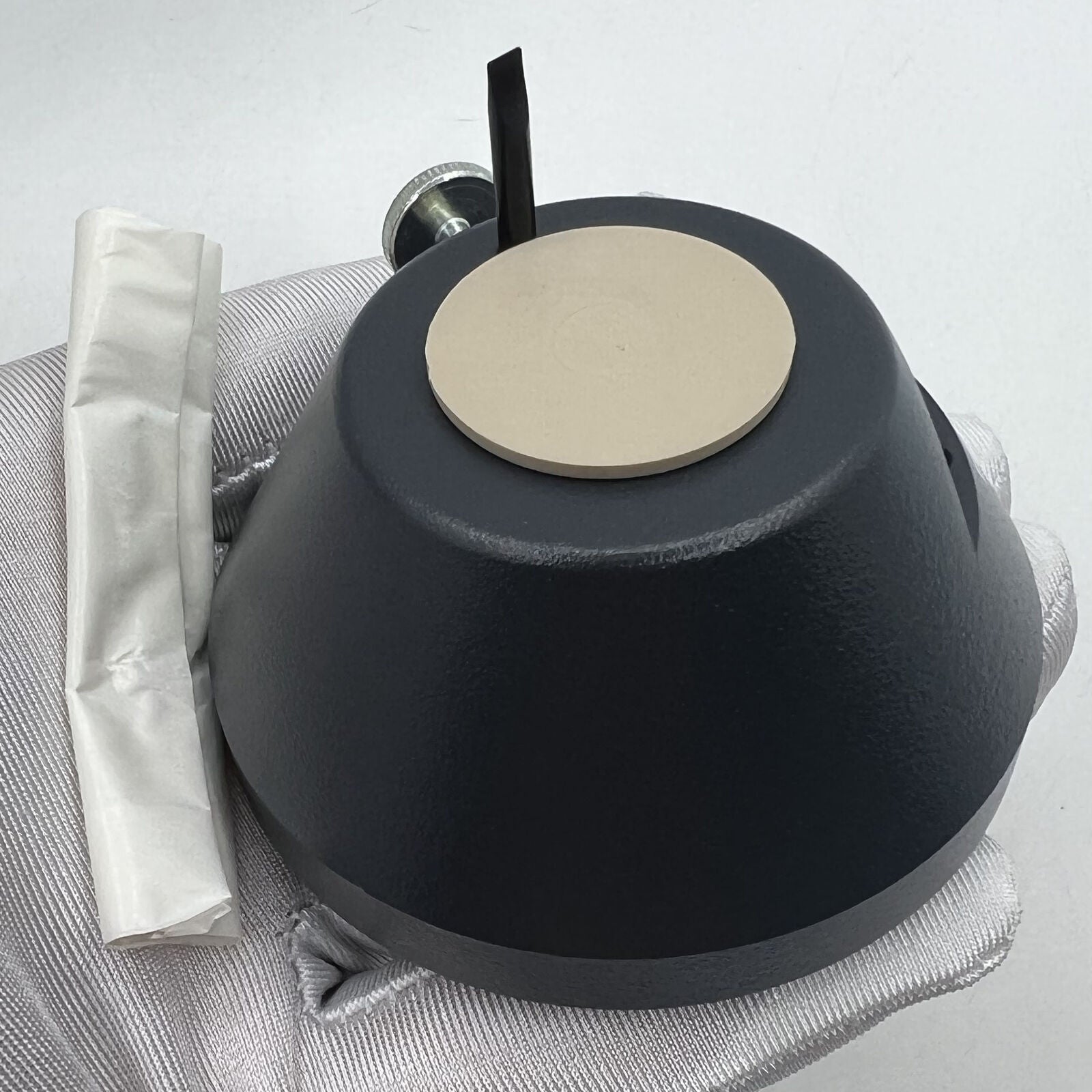 Bergeon 6730 watch band screw holder tool for precise bracelet adjustment and repair.