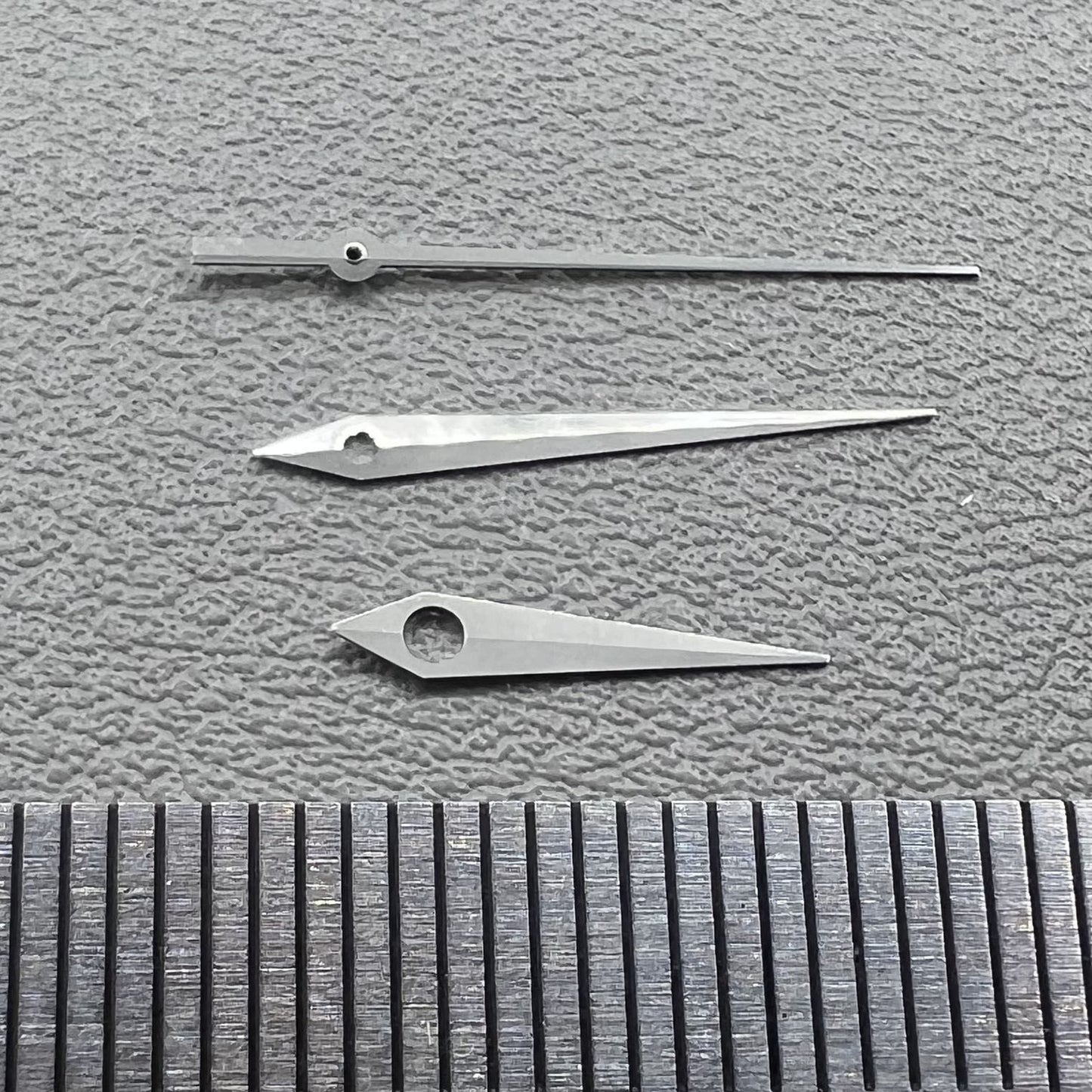 2 Sets Silberne Zeiger für ETA Serie 2836 2824 2892A2 Uhren 3 Stück