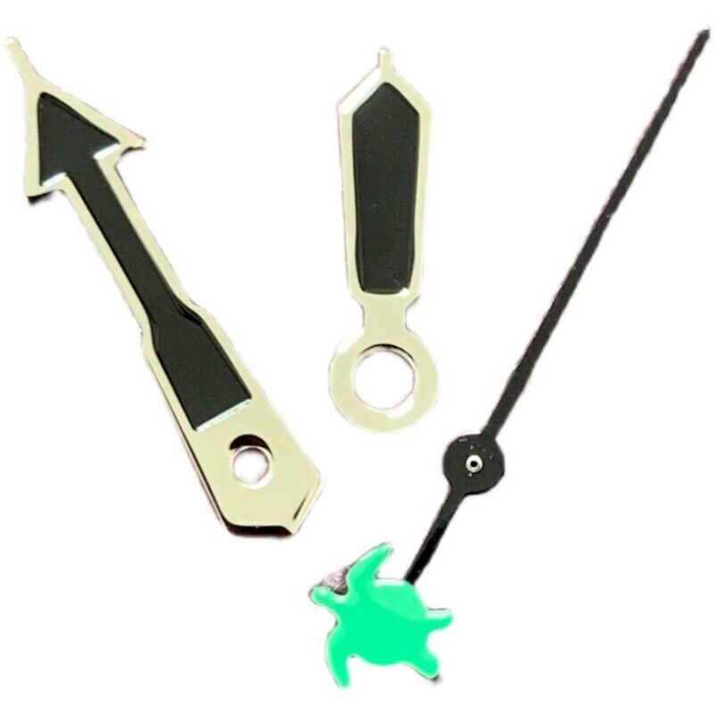 Black watch hands set with second hand for NH35/NH36/4R36 movement, compatible with Turtle and Fish models.