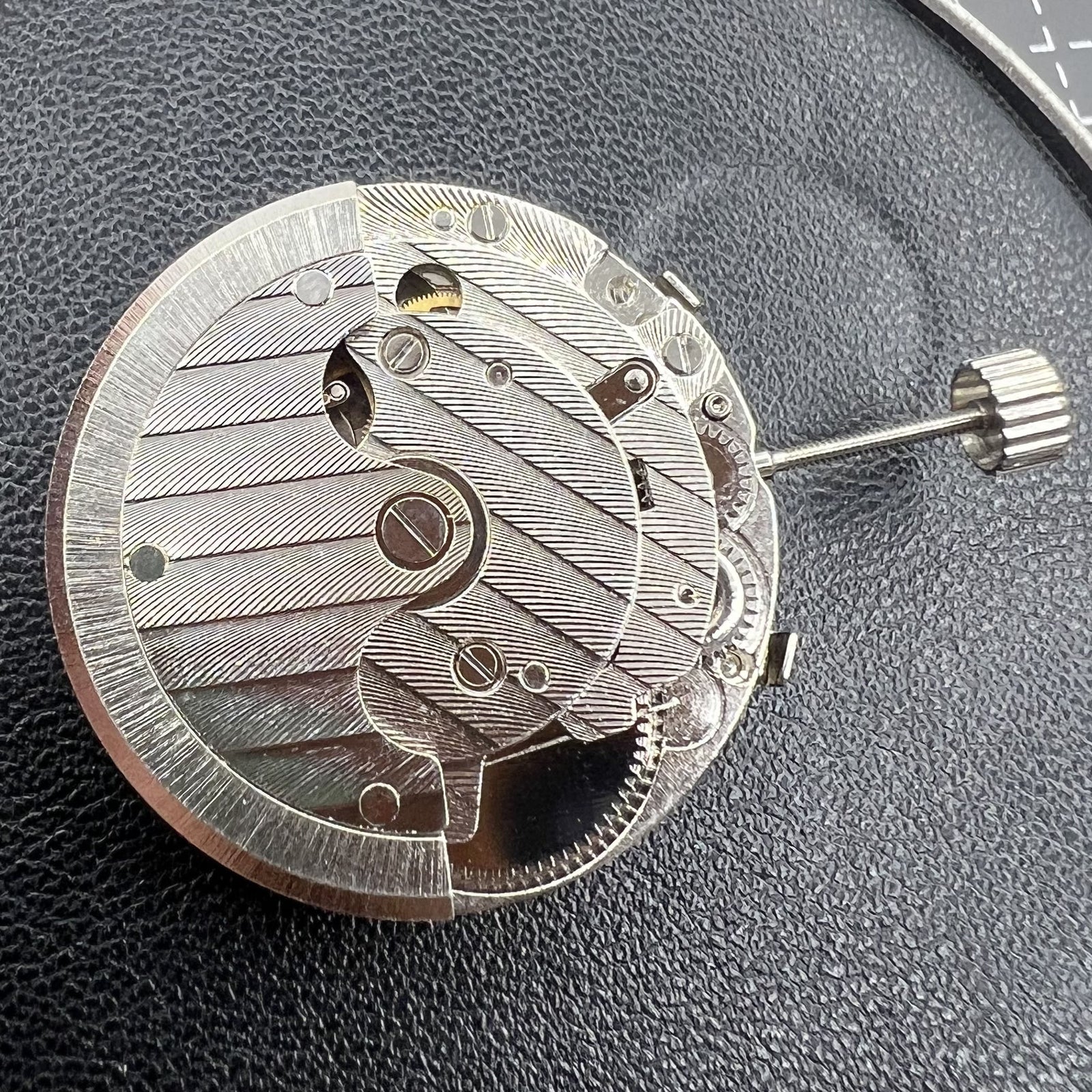 Seagull ST16 automatic watch movement highlighting precise gears and detailed craftsmanship for watch repair.