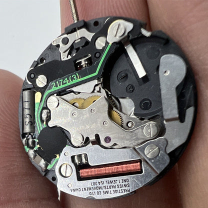 Swiss Made ISA 307 quartz watch movement with 3 hands for precise repairs by Watchmakers brand.