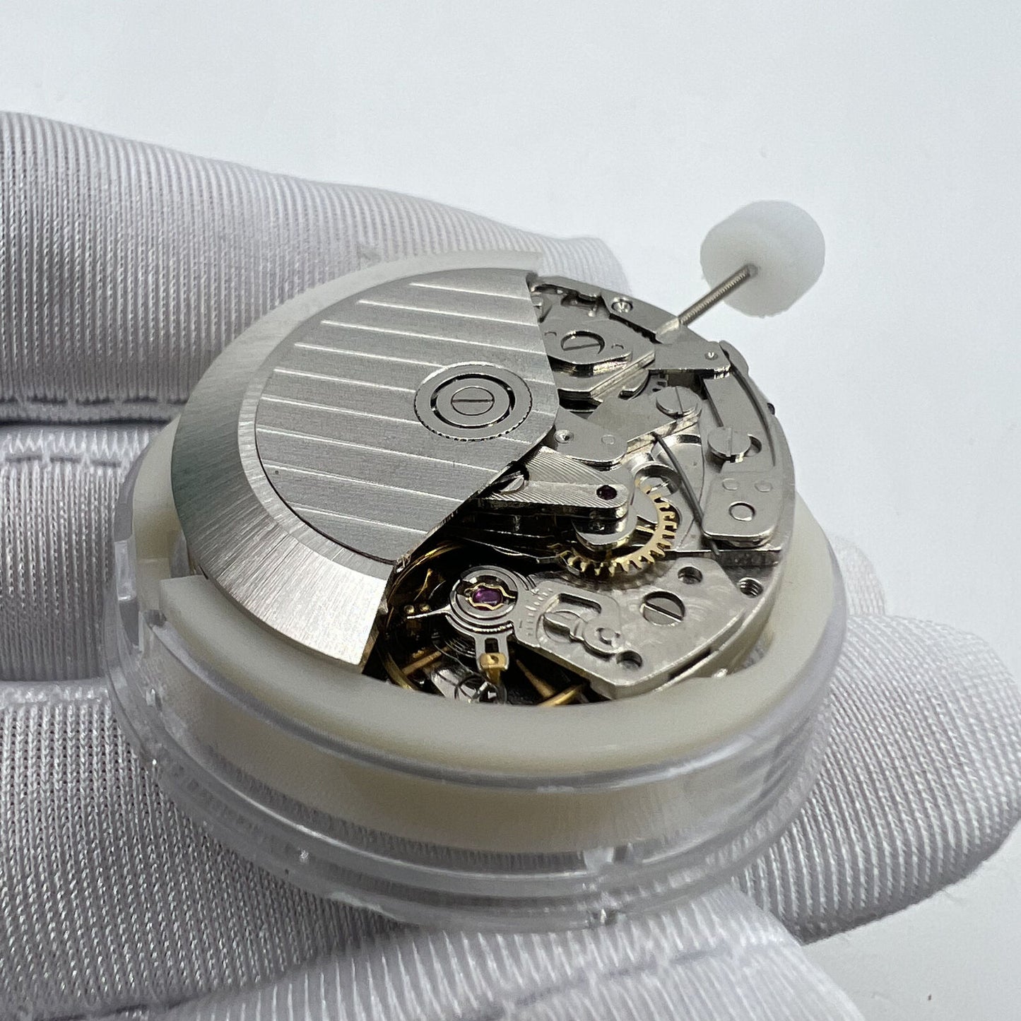Close-up of precision 7753 mechanical movement clone for Daytona watch accessories, China-made.