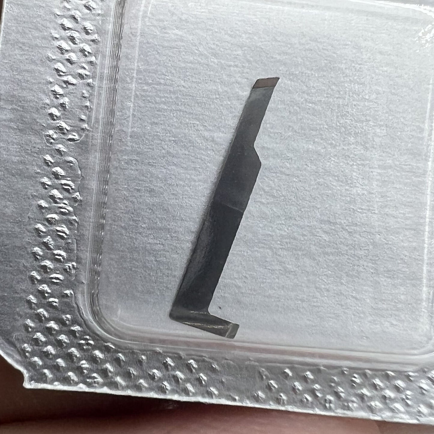 Ref.9433 stop lever replacement for ETA 7750, precision watch part ideal for clock repair and maintenance.