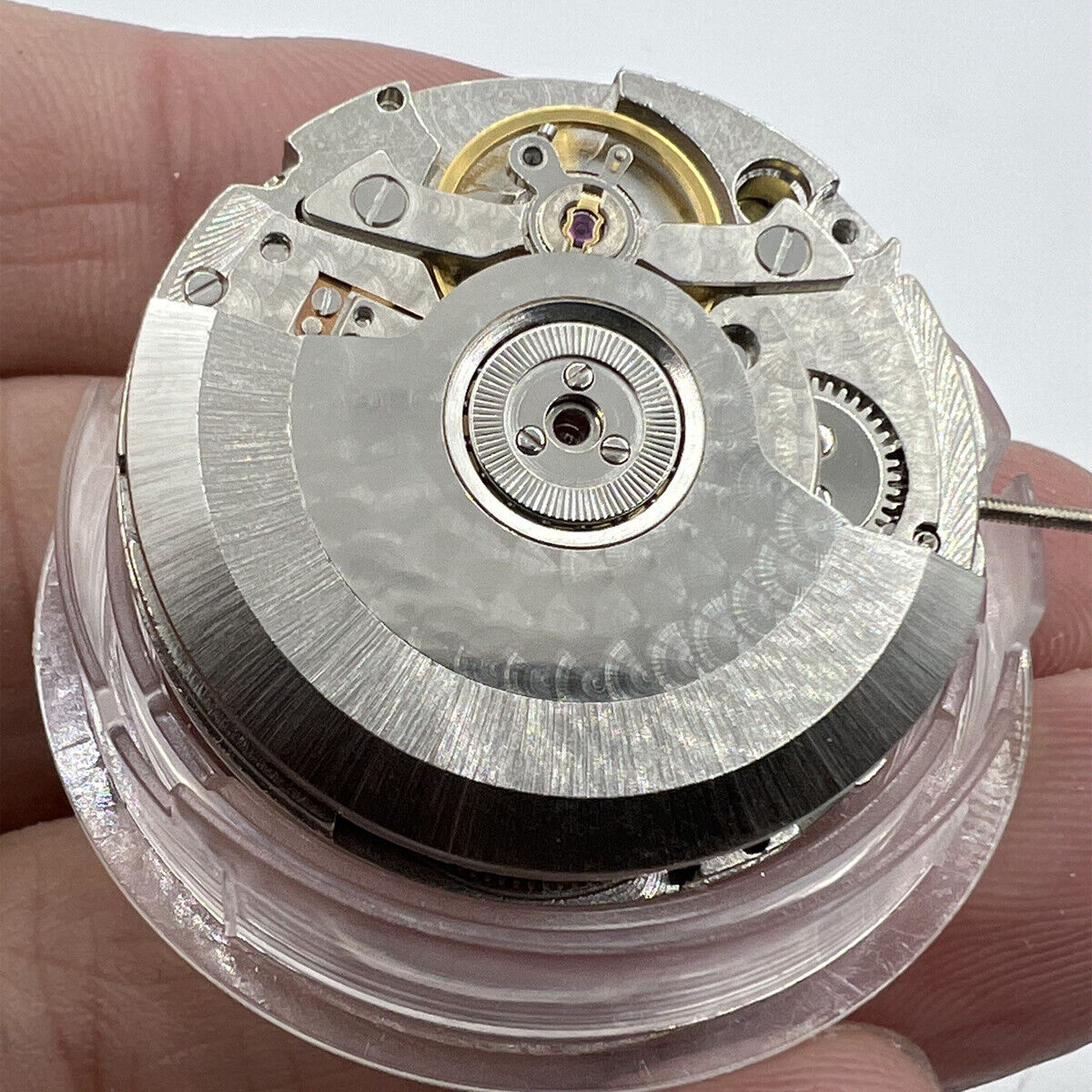 Seagull ST2530 mechanical watch movement with date, ideal for precise watch repairs and replacements.