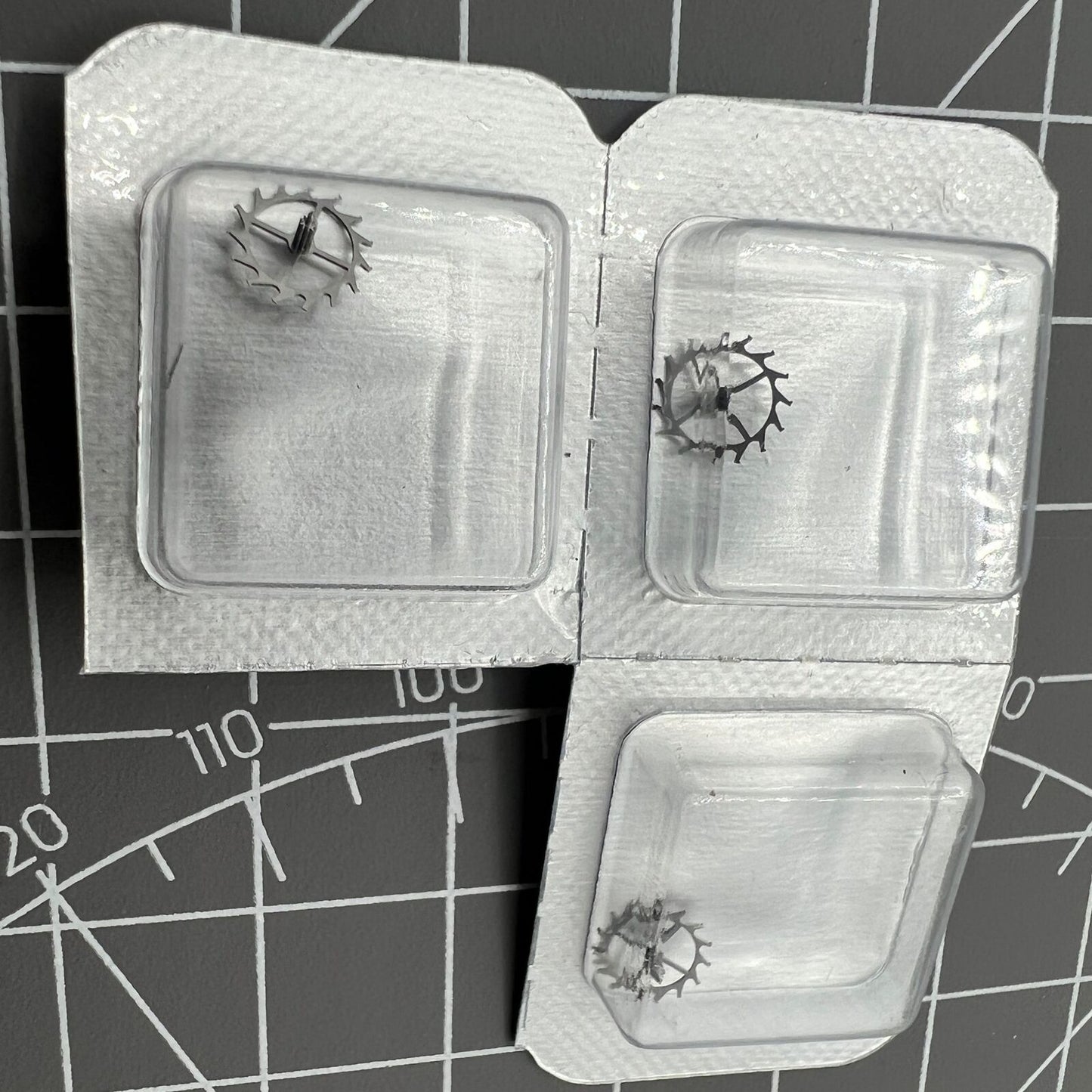 Pack of 3 Escape Wheels for ST3601 ST3600 6497/6498 watch movements, compatible replacement parts.